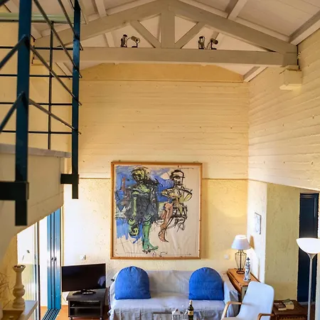 Tina Retreat Барбати