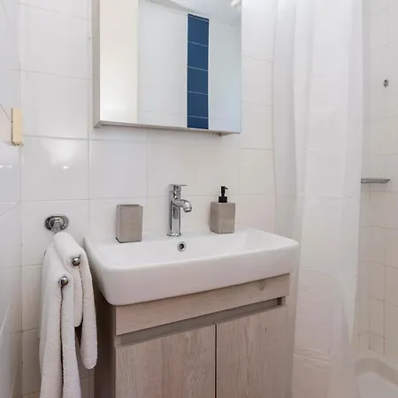 Appartement Tina Retreat *